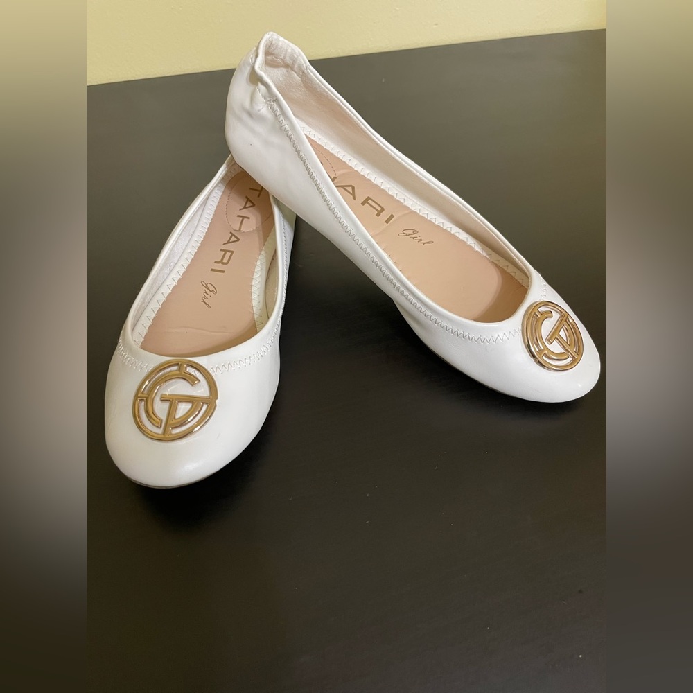 Tahari White and Gold Flats with Elegant Emblem - Picture 2 of 8